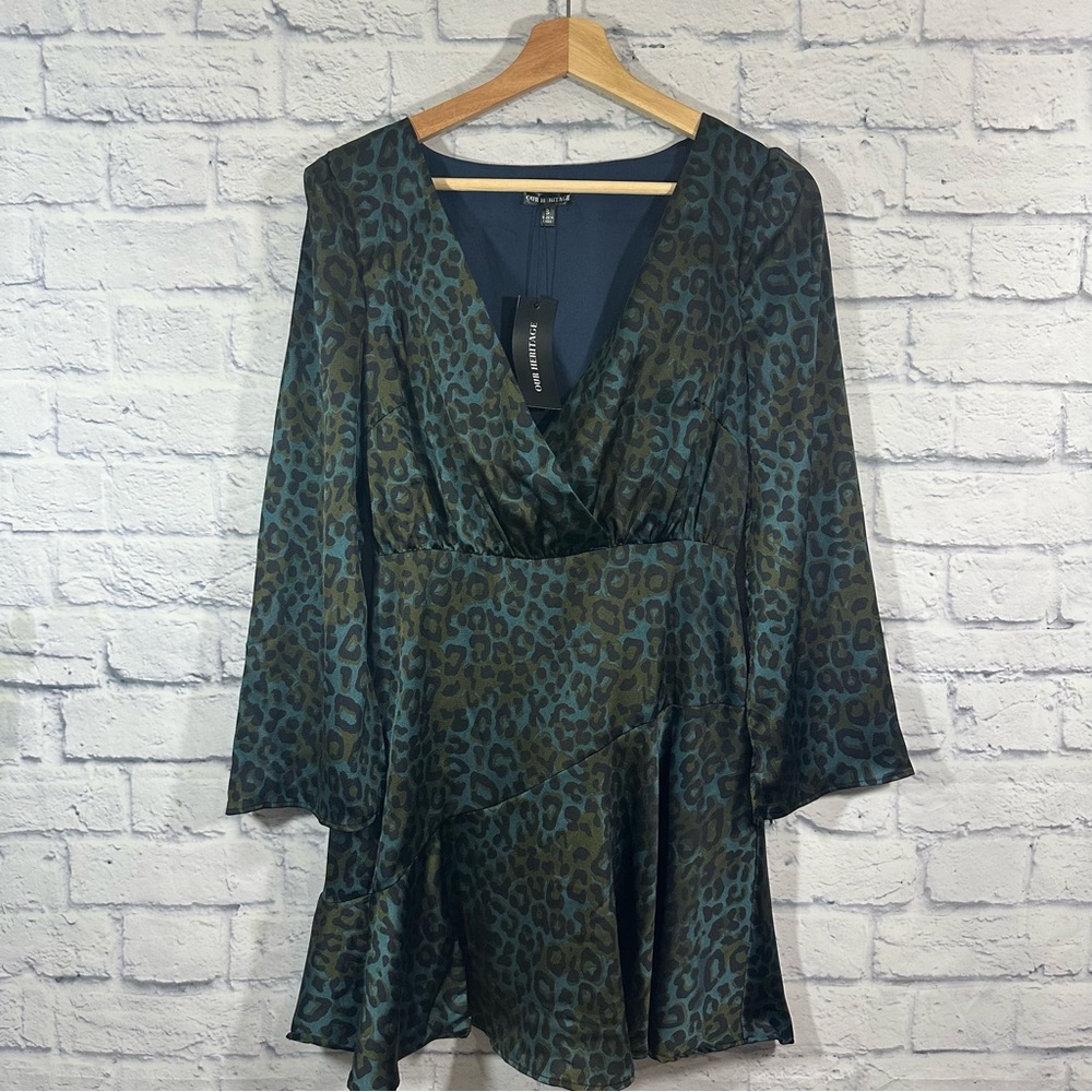 NWT Our Heritage Long Split Bell Sleeve Blue Olive Leopard Print Dress Sz Small